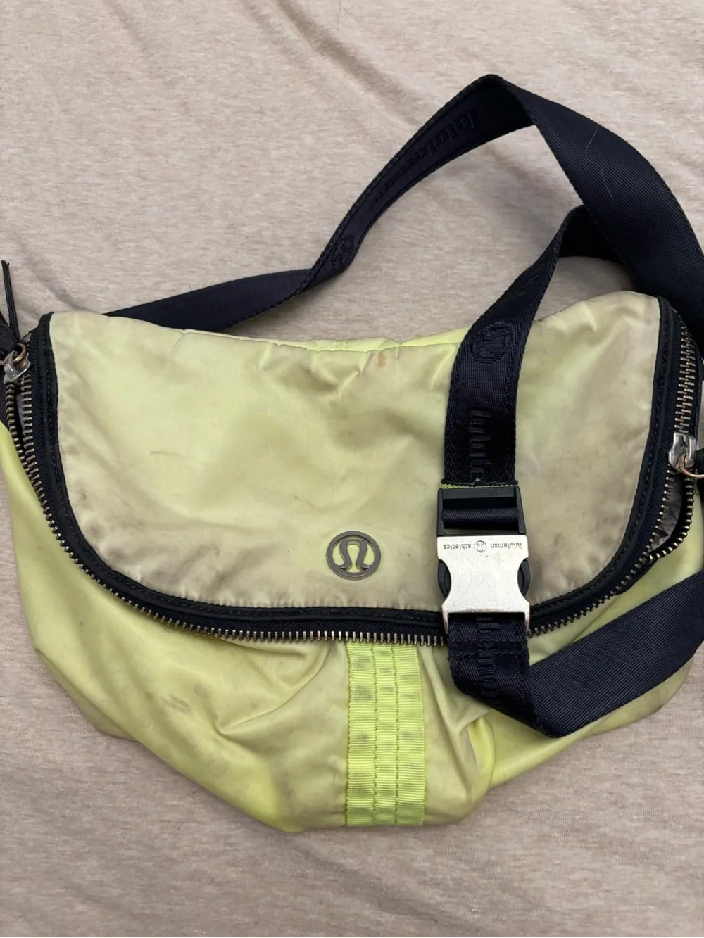 Lululemon Crossbody Belt Bag Fanny Pack Neon Yellow Well Loved